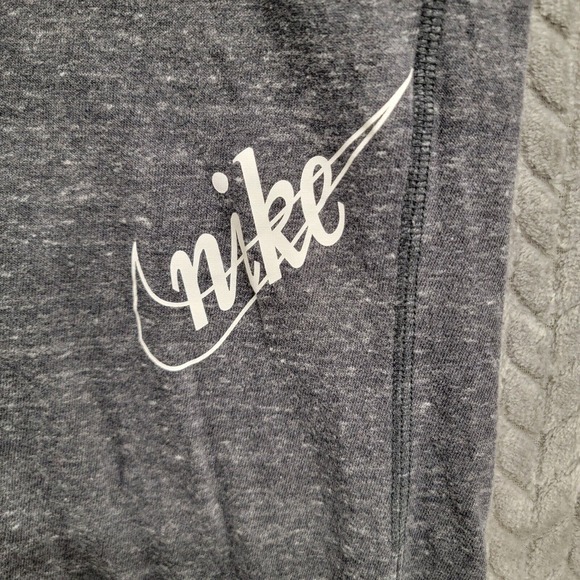 Nike Gym Vintage Varsity Slim Fit Pants Pockets AO1928 Women's Small Gray - Picture 8 of 10